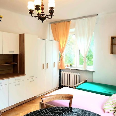 Rooms By Kino Femina Varsovia Exterior foto